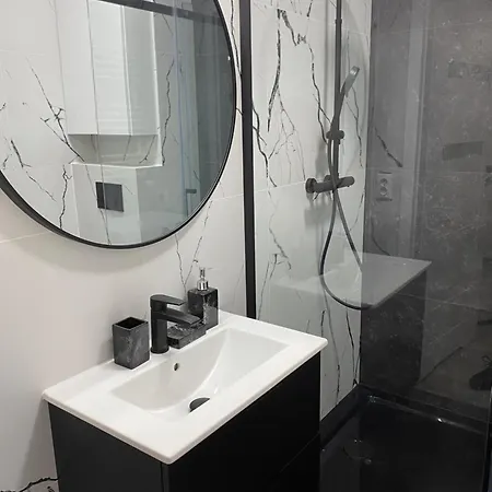 Freedom Free Parkigng Warszawa